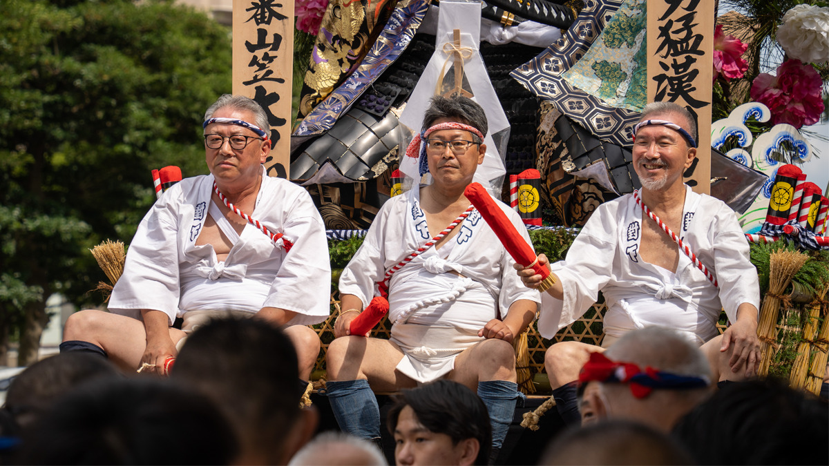 弊社代表が博多祇園山笠の「台上がり」を務めさせていただきまし